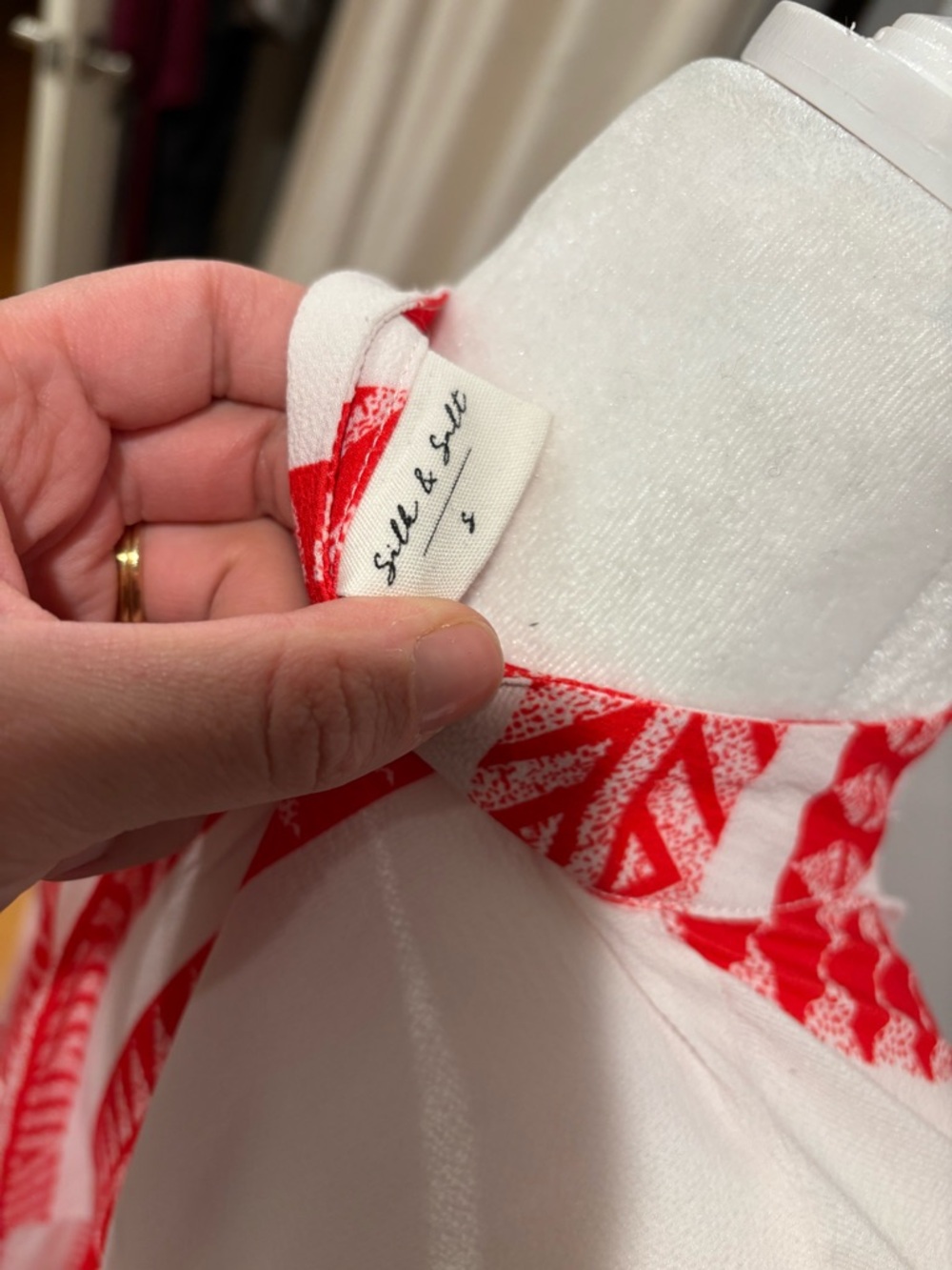 Red & White Printed Maxi Dress with V-Neck - Picture 3 of 3